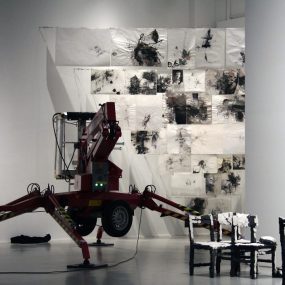 Drawing installation