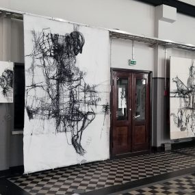 Toisen tilassa ja Aamusta jatkuu päivä